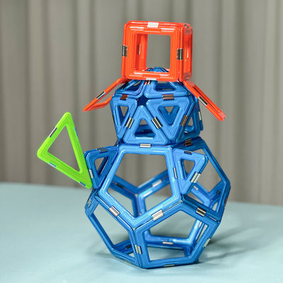 スノーマン 磁気 ジオメトリ ブロック 創意家 の ため の 建材